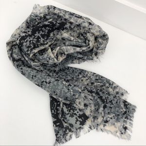 Pixel Phyton Print Scarf